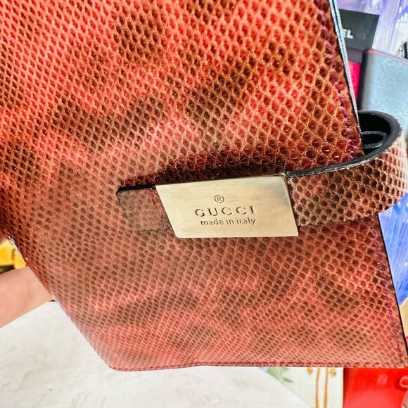 Gucci RARE Python Pink/Red Black Leather Silver Hardware Agenda Passport Holder - Picture 9 of 14